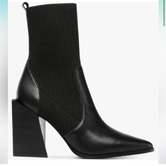 Steve Madden Shoes - Steve Madden Tackle ankle boot black - size 8 women’s